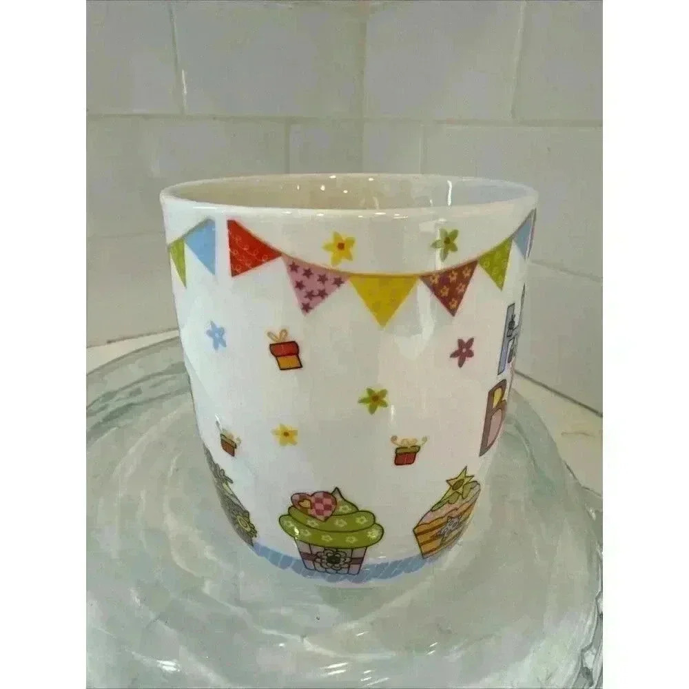 "HAPPY BIRTHDAY" Coffee Mug Cup Gift Cupcakes Ceramic New With Tags! - Picture 6 of 11
